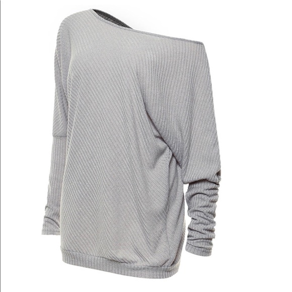 BESTSELLING SWEATER! RESTOCKED COMING IN SOON! - Picture 2 of 5